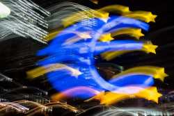 Eurostat: Μείωση στο εποχιακά διορθωμένο έλλειμμα της Ευρωζώνη