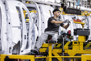 Προς ανατροπή της απαγόρευσης κινητήρων εσωτερικής καύσης στα αυτοκίνητα