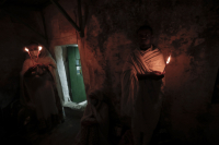 Άγιο Φως: Η τελετή αφής στα Ιεροσόλυμα (βίντεο)