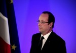 «Ο Ολάντ ψήφισε Μακρόν και όχι Αμόν στον α' γύρο»
