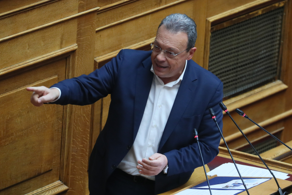 Φάμελλος: Η χώρα διατρέχει κίνδυνο με αυτόν πρωθυπουργό - Να φύγει αυτή η κυβέρνηση