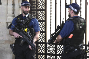 Επίθεση με μαχαίρι στο Λονδίνο - Δύο τραυματίες