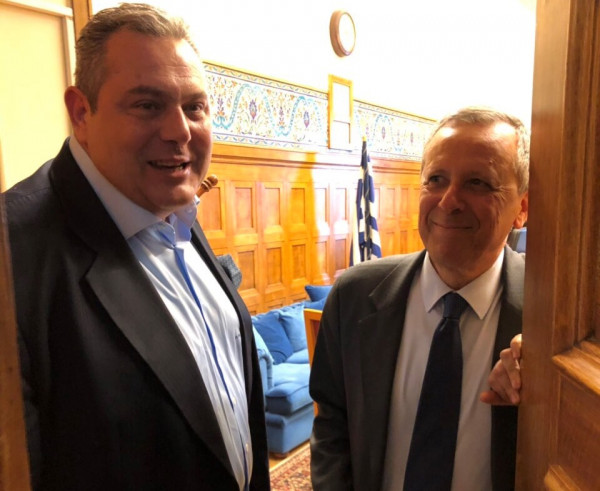 Τετ α τετ Καμμένου - Μπαλτάκου στη Βουλή