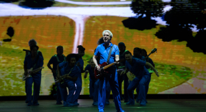 Release Athens x SNF Nostos: Μαγικός David Byrne στο Ξέφωτο του Κέντρου Πολιτισμού Σταύρος Νιάρχος