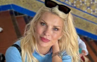 Ελένη Μενεγάκη: Νέα στιγμιότυπα από τις διακοπές της