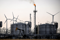 Απόφαση «σταθμός»: Οι χώρες του ΔΟΕ θα αποδεσμεύσουν πετρέλαιο από τα αποθέματά τους για να σταθεροποιηθούν οι αγορές