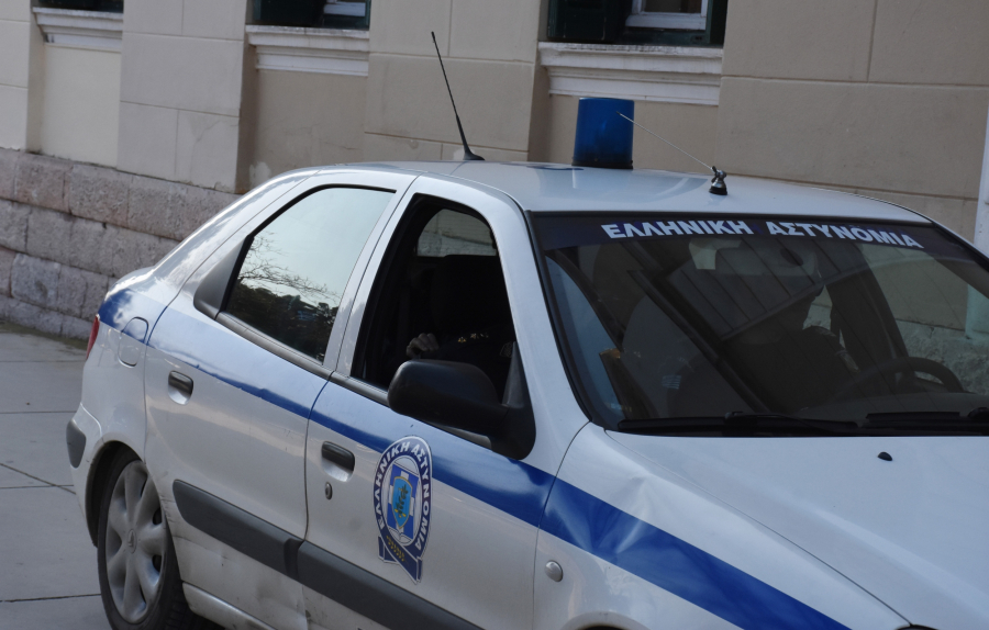 Θεσσαλονίκη: Πυροβολισμοί με έναν τραυματία έξω από ψιλικατζίδικο τα ξημερώματα