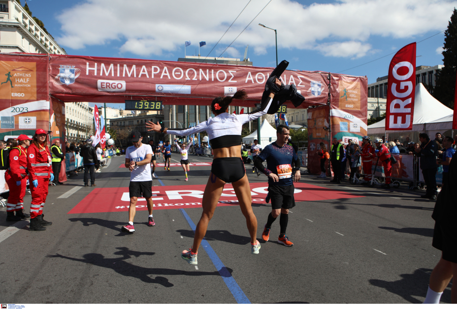11ος Ημιμαραθώνιος Αθήνας: Οι μεγάλοι νικητές (βίντεο, εικόνες)