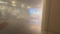 Σκηνές πανικού στο αεροδρόμιο του Ντουμπάι μετά από ιρανικό χτύπημα - Κόσμος τρέχει να ξεφύγει (Βίντεο)