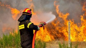 Φωτιά σε δασική έκταση στο χωριό Μαχαιράδο της Ζακύνθου