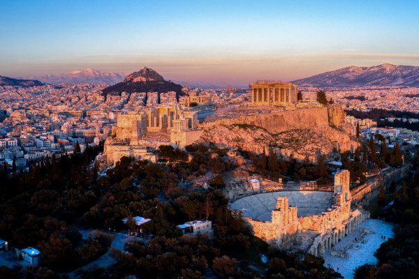 Λιτή τελετή στην Ακρόπολη για τον εορτασμό της Ημέρας της Ευρώπης, την Κυριακή 9/5