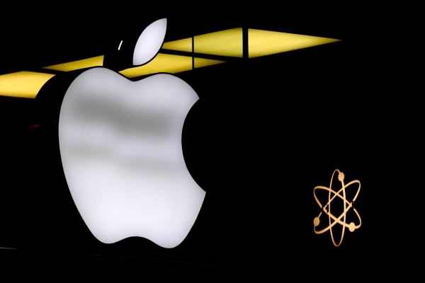 Η Βρετανία απαιτεί από την Apple να την αφήσει να κατασκοπεύει τους χρήστες του iCloud