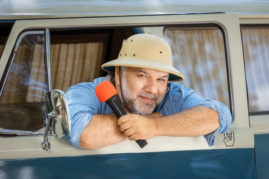 «The Roadshow»: Ο Αρναούτογλου ταξιδεύει σε Θάσο και Σαμοθράκη