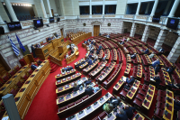 Live η συζήτηση στη Βουλή για τη συνταγματική αναθεώρηση