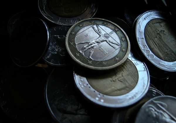 Η παγίδα που «πετά» εκτός χιλιάδες από το επίδομα τέκνων του ΟΓΑ