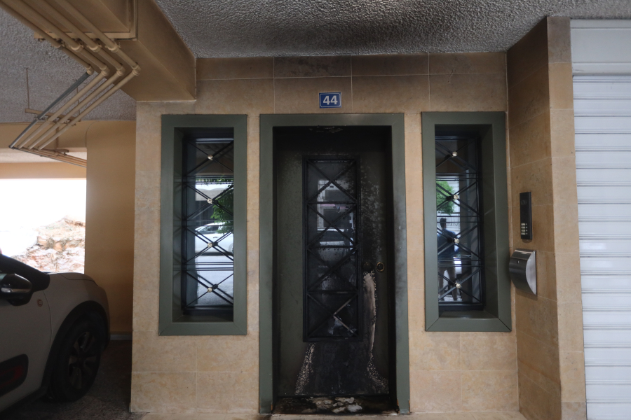 Πετράλωνα: Εμπρηστικός μηχανισμός στο σπίτι του Χαρακόπουλου της ΝΔ