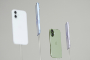 Η Apple παρουσίασε τα νέα iphone 17 - Το νέο υπέρλεπτο μοντέλο και το Pro Max, οι τιμές