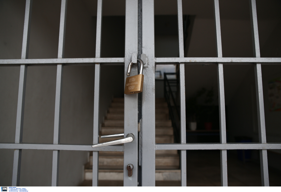 Κλειστά σχολεία τη Δευτέρα 11 Σεπτεμβρίου (συνεχής ενημέρωση)