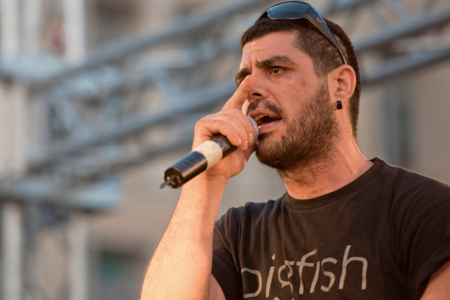 ΚΝΕ: 12 χρόνια από τη δολοφονία του Παύλου Φύσσα - Τσακίζουμε τον φασισμό και το σύστημα που τον γεννά!