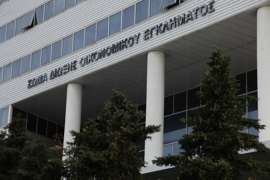 Θεσσαλονίκη: Δύο συλλήψεις ιδιοκτητών αποθήκης με προϊόντα... μαϊμούδες αξίας 5,4 εκατ. ευρώ