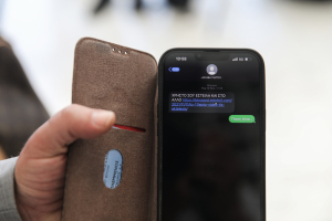 Καταπέλτης ο εισαγγελέας ζητά την καταδίκη και των τεσσάρων κατηγορουμένων στην υπόθεση των υποκλοπών