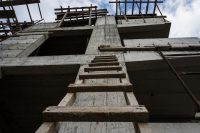 Rising Construction Costs Add New Strain to Greece’s Housing Market