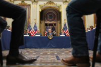 Λέβιτ: «Στο τραπέζι» οι χερσαίες δυνάμεις στο Ιράν, αλλά δεν είναι μέρος του σχεδίου προς το παρόν