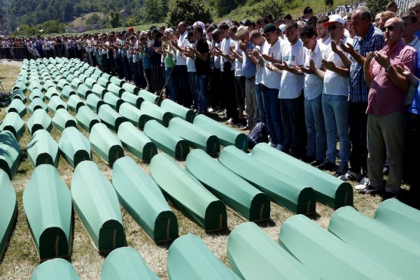 Το ολλανδικό κράτος εν μέρει υπεύθυνο για τη σφαγή της Σρεμπρένιτσα