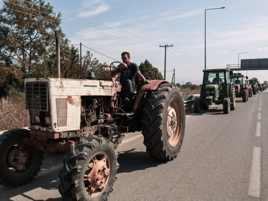 «Γερασμένα» πάνω από τα μισά γεωργικά μηχανήματα - «Μονόδρομος» οι νέες τεχνολογίες για τους αγρότες