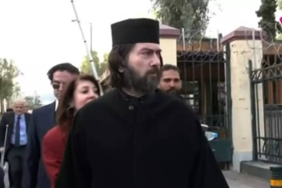 Πατέρας Αντώνιος: Διεκόπη για 4 Απριλίου η δίκη για το ξύλο και τις τιμωρίες στην Κιβωτό