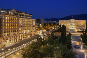 Λάμψα Α.Ε.: Δίνει έκτακτο πριμ 1000 ευρώ σε όλους τους εργαζόμενους των ξενοδοχείων της