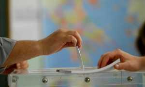 Εκλογές 2015: Τι δείχνουν νέες δημοσκοπήσεις μια εβδομάδα πριν τις εκλογές