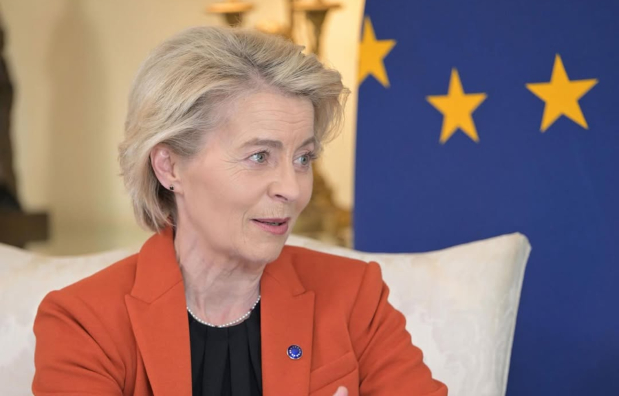 Και η Ούρσουλα φον ντερ Λάιεν στη συνάντηση Τραμπ-Ζελένσκι στον Λευκό Οίκο