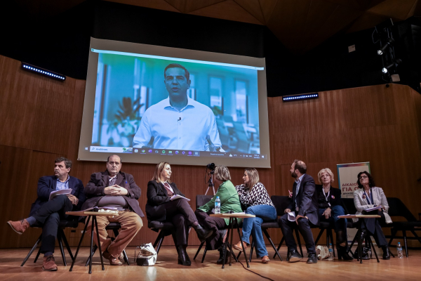 Αλέξης Τσίπρας: «Θεσμοθέτηση του γάμου και του δικαιώματος τεκνοθεσίας για όλα τα ζευγάρια ανεξαρτήτως φύλου»