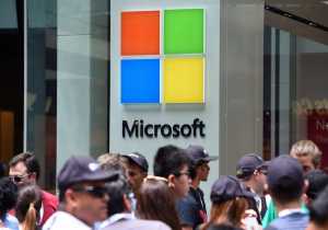 Microsoft: Προχωρά σε σχεδόν 5.000 απολύσεις