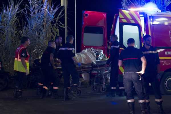 Δεν υπάρχουν Έλληνες μεταξύ των θυμάτων απο την επίθεση στην Γαλλία