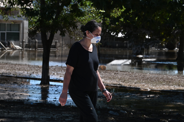 Περιμένουμε περισσότερα περιστατικά χολέρας, ο Γκίκας Μαγιορκίνης προειδοποιεί για όσα έρχονται στη Θεσσαλία