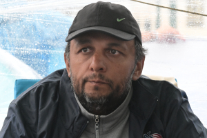 Πάνος Ρούτσι: Ο Νίκος Καρβέλας δίπλα μου στο Σύνταγμα στις δύσκολες μέρες της απεργίας πείνας