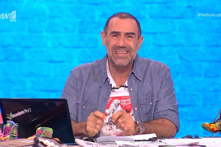 Κανάκης για ανασχηματισμό: «Θα αλλάξουμε τον άσχετο με τον ανίκανο και τον ανίκανο με τον άχρηστο» (Βίντεο)