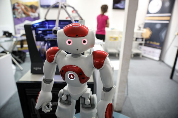 ΗΠΑ: Νευροχειρουργοί θεραπεύουν εξ αποστάσεως ασθενείς με εγκεφαλικό ή ανεύρυσμα