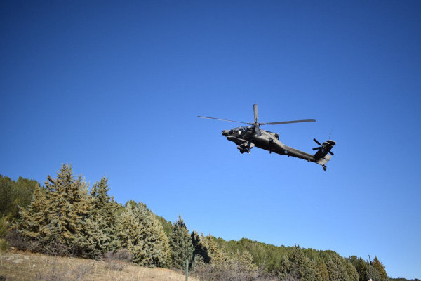 Κρήτη: Στρατιωτική ενίσχυση με μόνιμη βάση ελικοπτέρων στο Ηράκλειο
