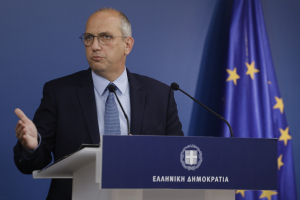 Η ενημέρωση των δημοσιογράφων από τον κυβερνητικό εκπρόσωπο Γιάννη Οικονόμου