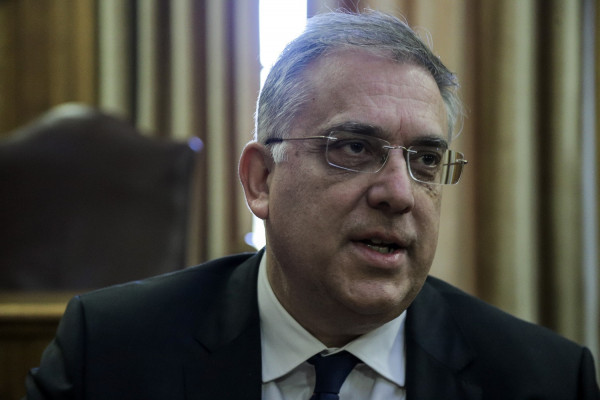 Θεοδωρικάκος: Τελειώνουμε με Εισφορά Αλληλεγγύησης και Τέλος Επιτηδεύματος