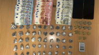 Ομόνοια: Συνελήφθη 28χρονος για διακίνηση ναρκωτικών - Προσπάθησε να διαφύγει
