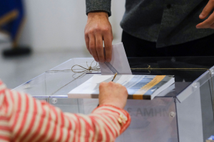 Δημοσκόπηση Alco: Ο ΟΠΕΚΕΠΕ βυθίζει τη ΝΔ (23,8%) - Το 27,4% περιμένει τα νέα κόμματα