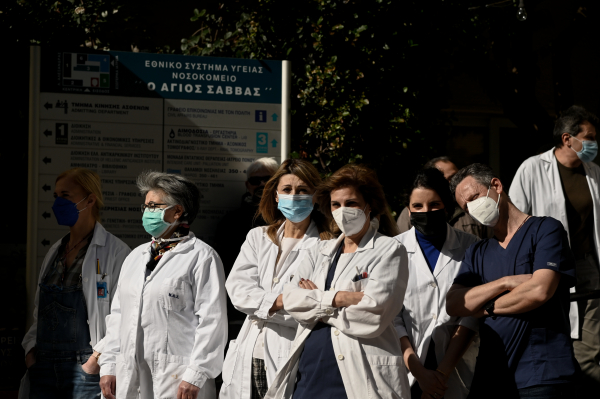 Στάση εργασίας των συμβασιούχων στα νοσοκομεία την Τετάρτη