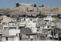 Ξεκινούν αύριο οι αιτήσεις στο allazothermosifona.gov.gr για voucher θερμοσίφωνα και φωτοβολταϊκα στη στέγη