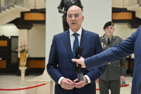 Δένδιας: Δεν θα βάλω σε κίνδυνο τα στελέχη του ΠΝ - Καμία πληροφορία για drones με στόχο τη Σούδα