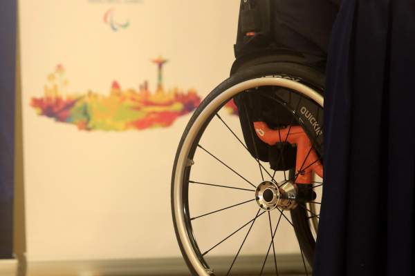 Σε λειτουργία το τηλεφωνικό κέντρο υποστήριξης για τους κατόχους Ψηφιακής Κάρτας Αναπηρίας