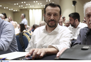 Επιμένει στην χθεσινή συμφωνία για debate ο Νίκος Παππάς